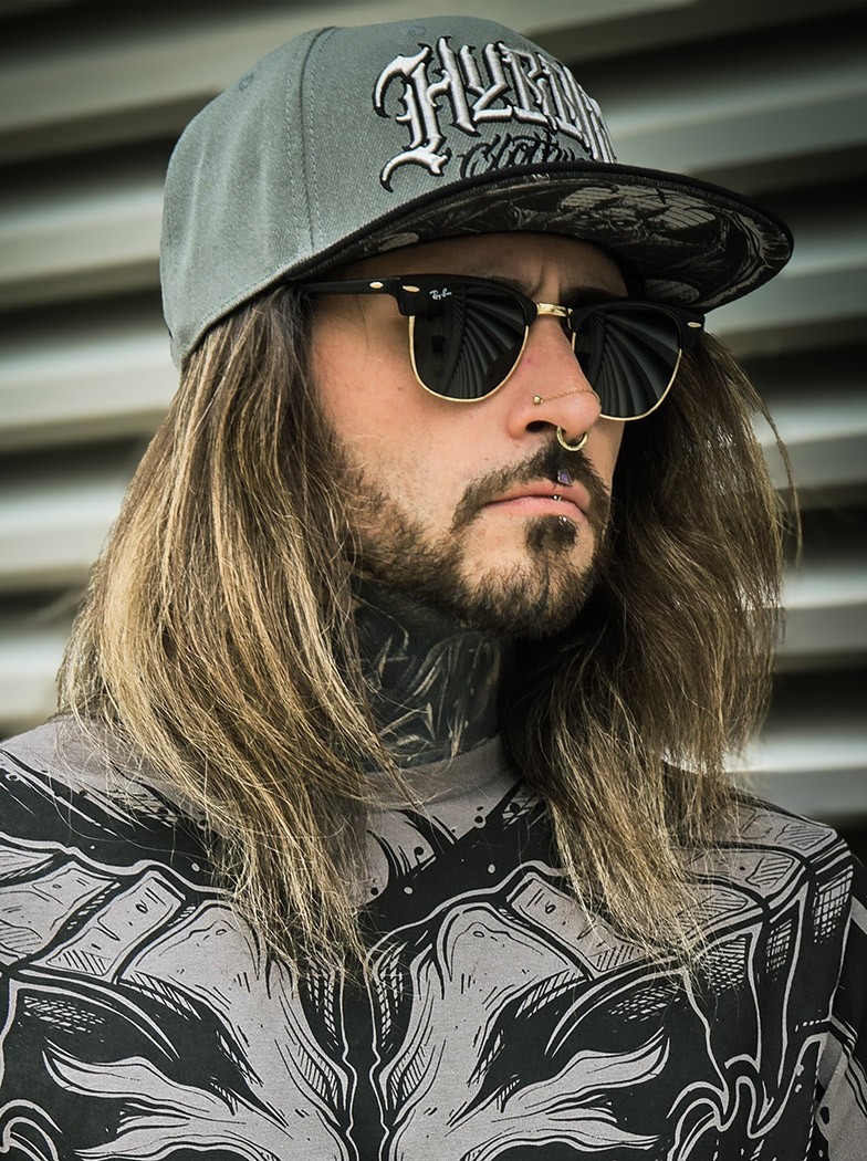 Metal-look flat visor cap | Hyraw Shop