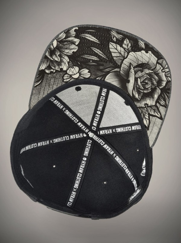 Casquette visière plate look metal tattoo | Boutique Hyraw