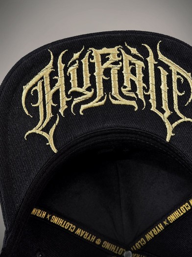 Casquette blason métal visière plate | Boutique Hyraw