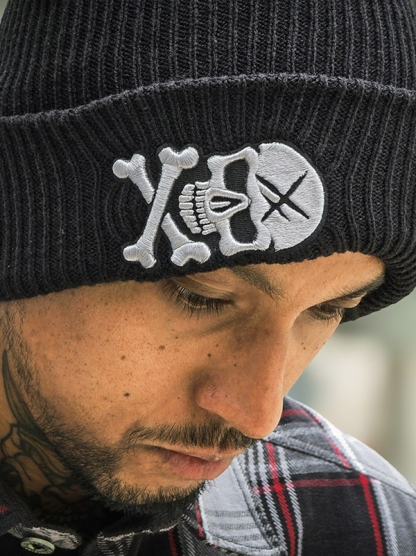 Bonnet épais à revers patch brodé | Boutique Hyraw